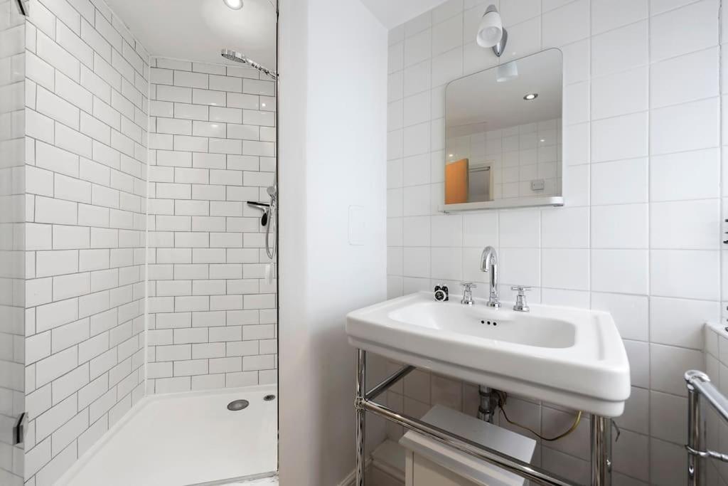Appartamento Cozy Private 1-bedroom Short Term & Flexible Renting Hoxton With Free Wifi